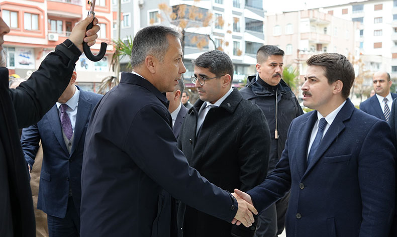 “Huzurumuzu bozanları arayarak ihbar edin”