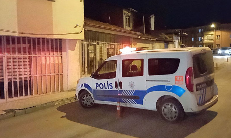 16 yaşındaki genç, bıçaklı saldırıda ağır yaralandı