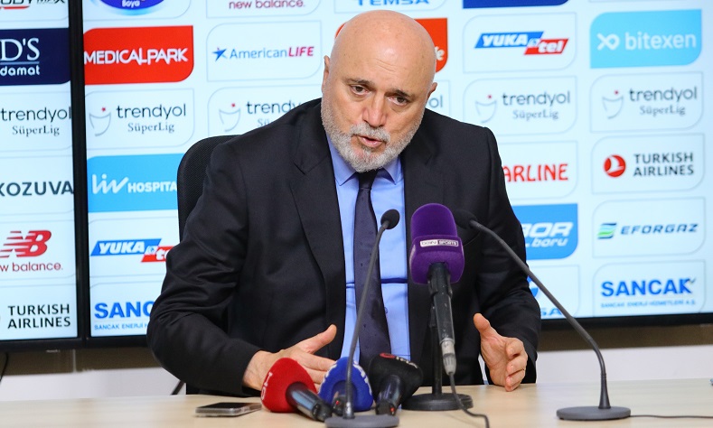 Adana Demirspor Teknik Direktörü Hikmet Karaman: “Teknik anlamda birçok şeyi geliştirmemiz lazım”