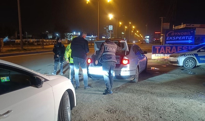 Çeşitli suçlardan aranan 5 şüpheli tutuklandı