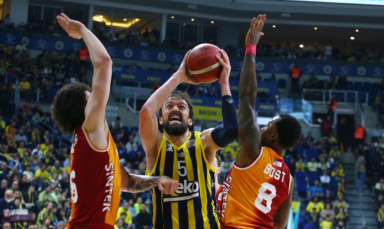 Türkiye Sigorta Basketbol Süper Ligi: Fenerbahçe: 90 – Galatasaray: 74