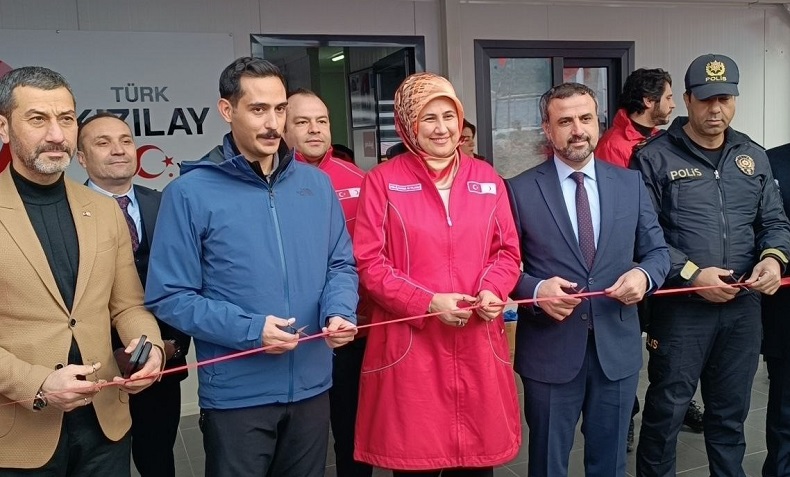 Türk Kızılay Gaziantep’te kütüphane açtı