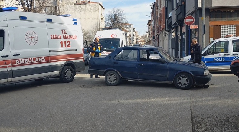 Kazada yaralan arkadaşını bırakıp kaçtı