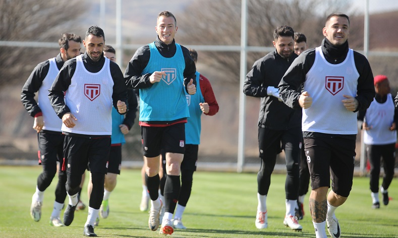 Sivasspor, Hatay maçının taktiğini çalıştı