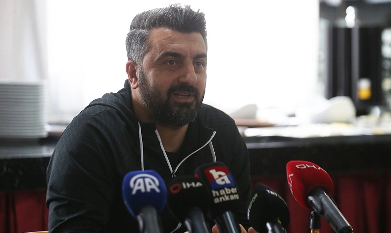Gençlerbirliği Teknik Direktörü Sinan Kaloğlu: “Saha zemini yüzünden ben oyuncumu kaybettim”
