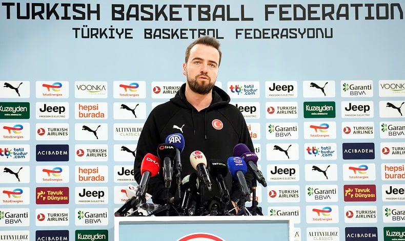 Melih Mahmutoğlu: “Bu süreci 2’de 2 yaparak geçmek istiyoruz”