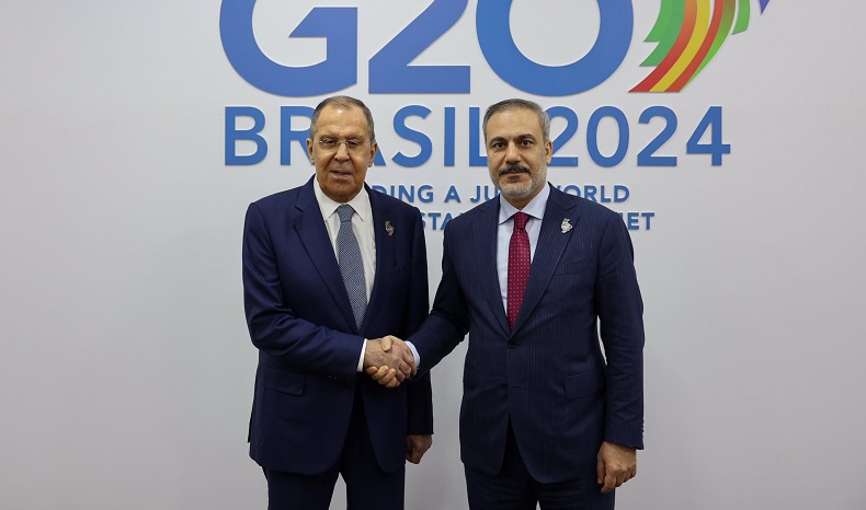 Dışişleri Bakanı Fidan, Rus mevkidaşı Lavrov ile görüştü