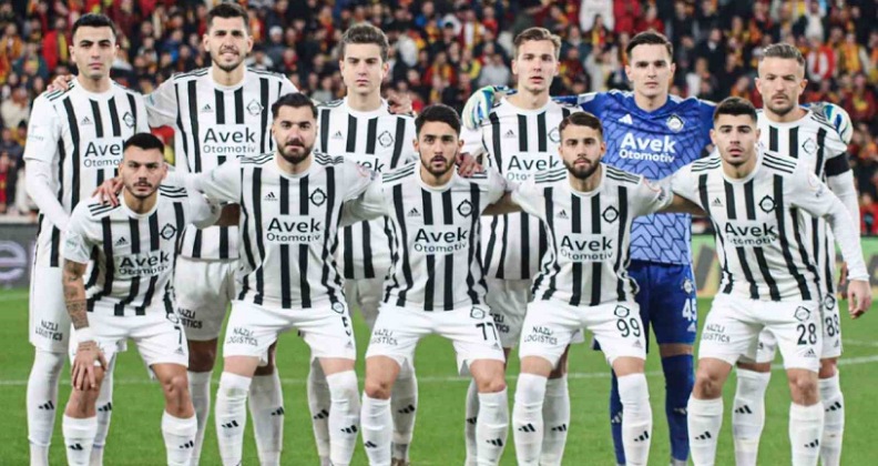 Altay, gol atmayı unuttu