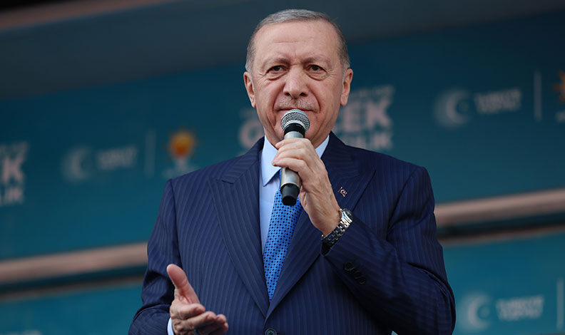 Erdoğan: Türkiye savunma sanayi alanında destan yazıyor