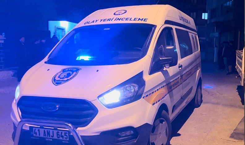 Evinde baygın halde bulunan 8 aylık hamile kadın öldü