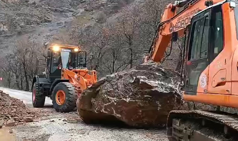 Tunceli’de karla mücadele çalışmaları sürüyor