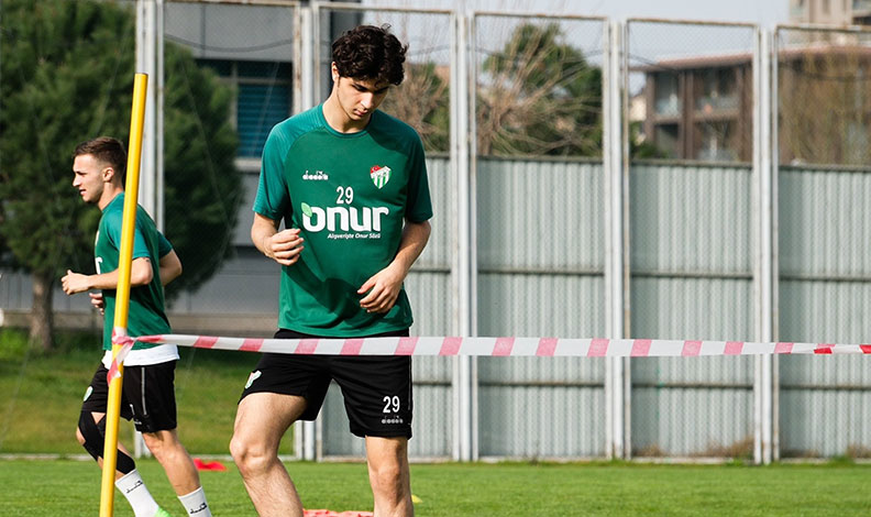 Bursaspor’da hazırlıklar devam ediyor