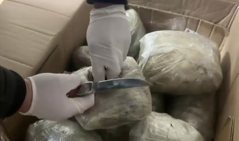 İzmir’de 26 kilogramın üzerinde uyuşturucu ele geçirildi