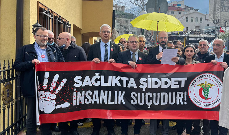 Bursa’da Tıp Bayramı’nda ‘Sağlık Hakkı Yürüyüşü’