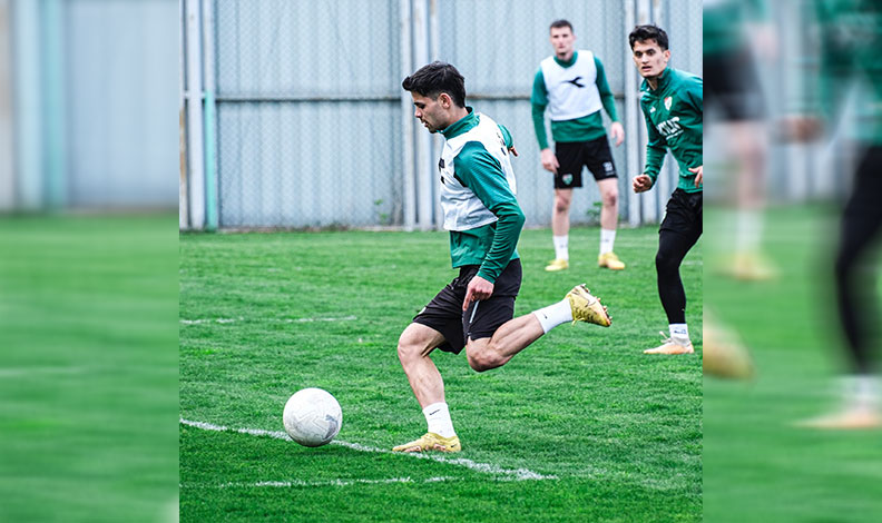 Bursaspor taktik idman yaptı