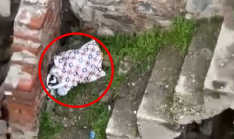 Yeni doğan bebeğini metruk binada terketti