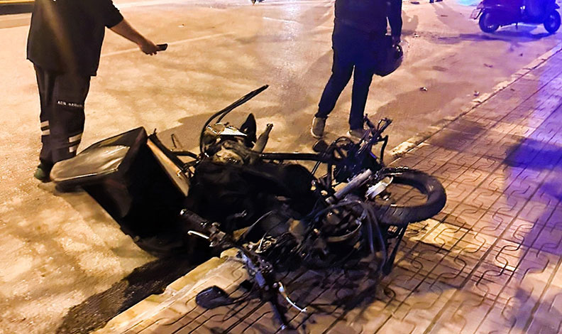 Alkollü sürücü çarptığı motokuryeyi ölüme terk etti