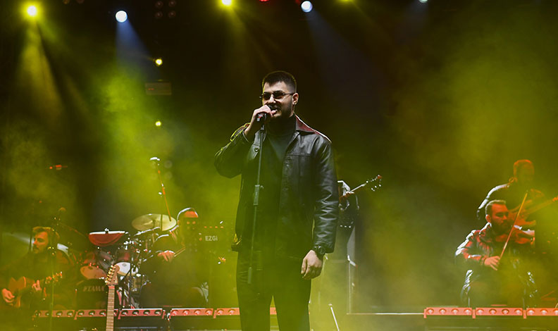 Osmangazi Meydanı’nda Semicenk rüzgarı