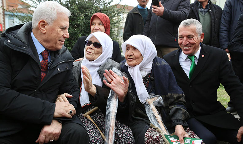 Bozbey’den köy yolları eleştirisi