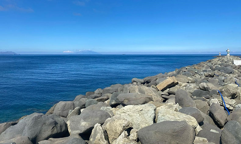 Çanakkale’de göçmen botu battı