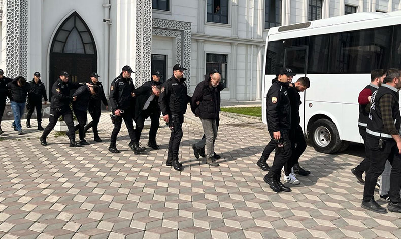 Borçlusunu 2 gün boyunca alıkoyup dehşeti yaşattı