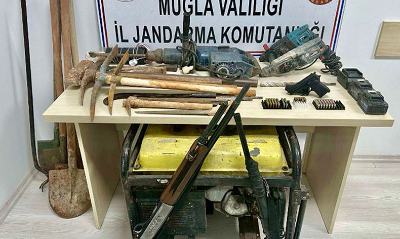 Fethiye’de kaçak kazı operasyonu