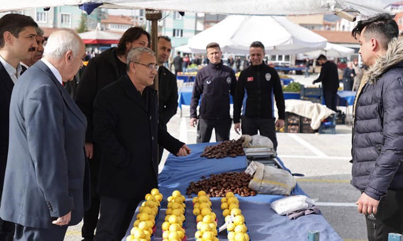 Zafertepe pazarında tezgahlar kuruldu