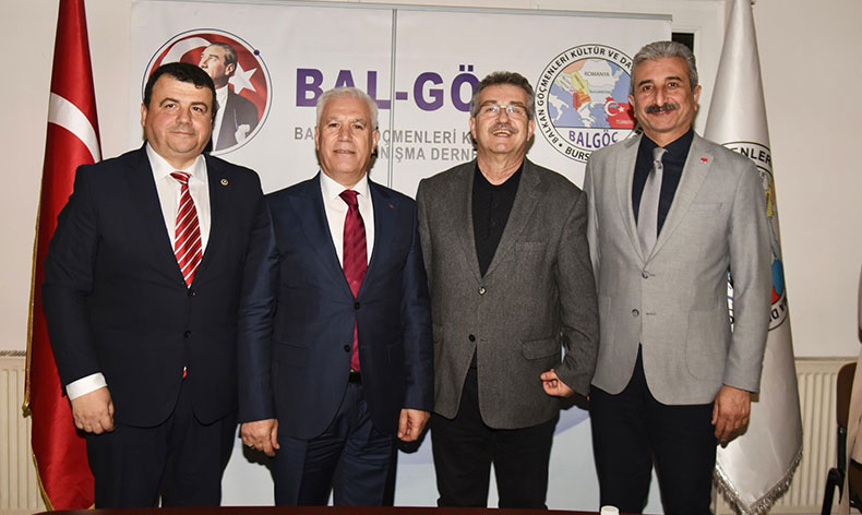 “Aklınıza yabancı dillerde propaganda yapmak mı geldi”