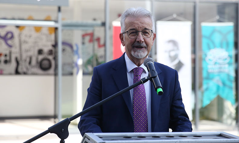 23 Nisan Müzik Stüdyosu açıldı