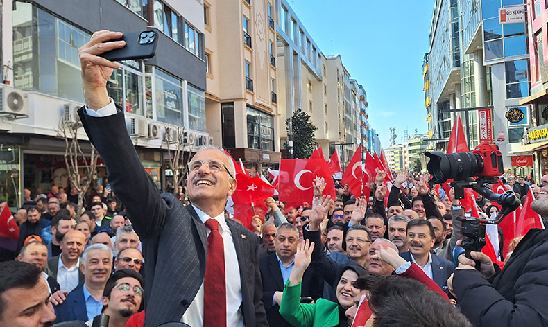 “Tren Kırıkkale’den çıktı, Trabzon’a da gelecek”