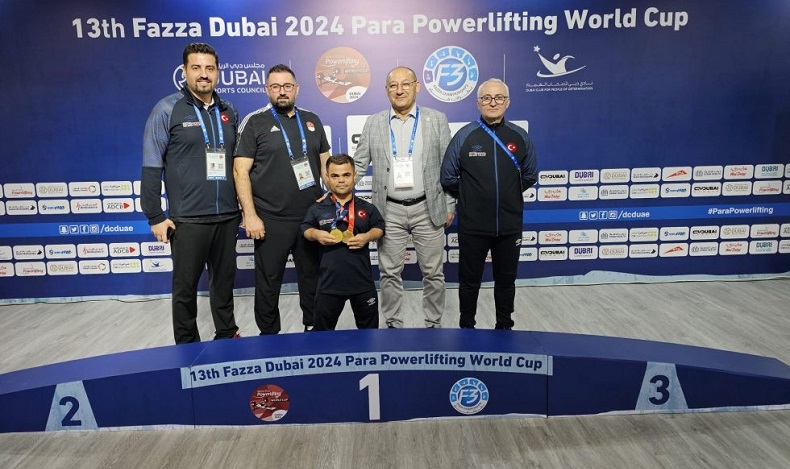 Paralimpik sporcu Abdullah Kayapınar, dünya rekoru kırdı!