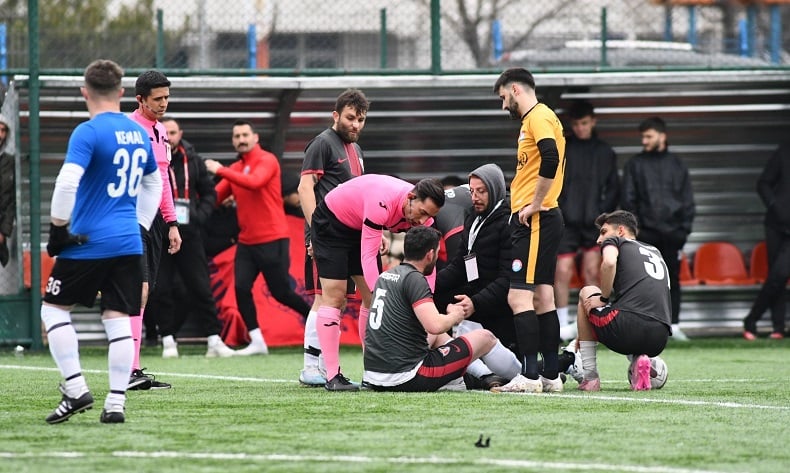 Bu sefer örnek davranış hakemden