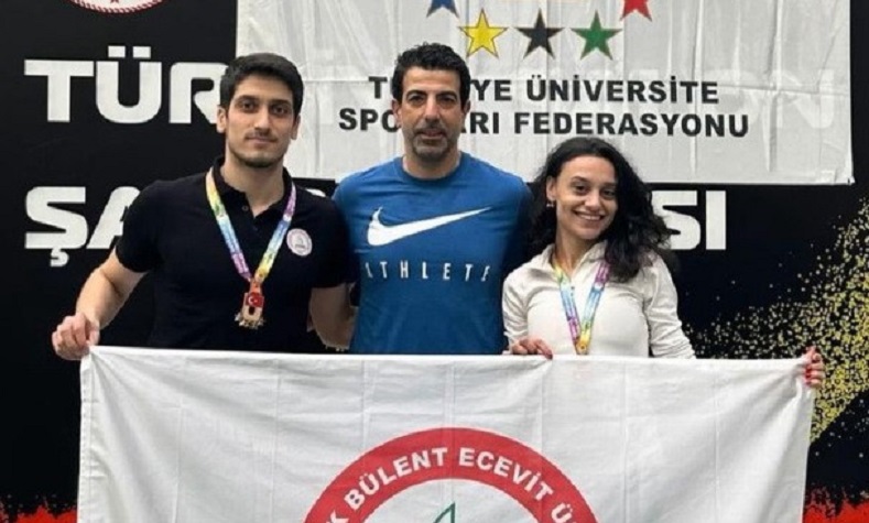 ZBEÜ Öğrencileri Türkiye Şampiyonu Oldu