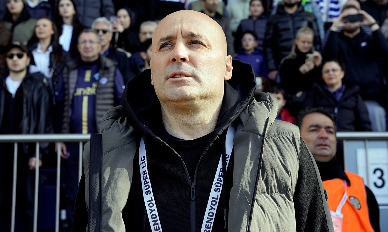 Kasımpaşa Teknik Direktörü Sami Uğurlu: “3 gol atıp, Galatasaray’ı yenememek üzücü”