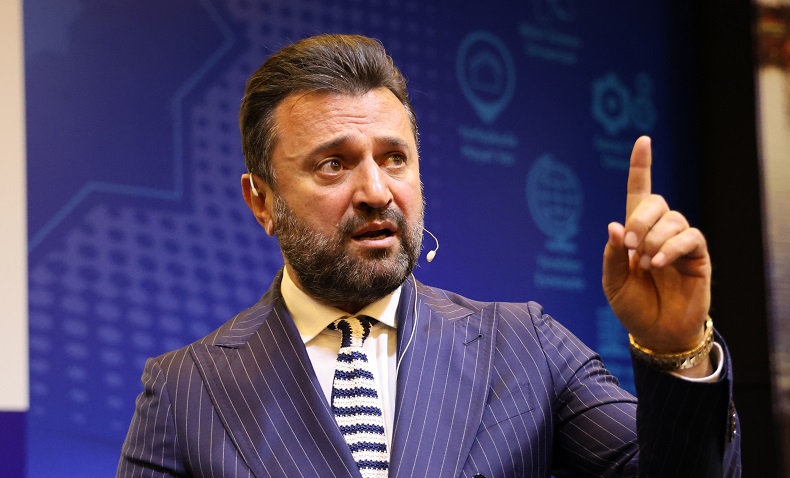 Bülent Uygun: “Şampiyon yapmak için buraya geldim”