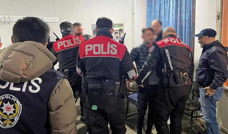 Çorum polisinin suçlularla mücadelesi sürüyor