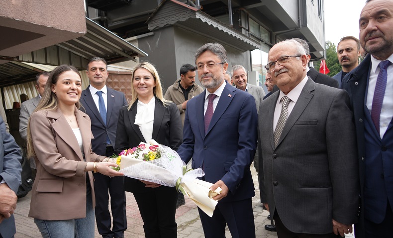 Tarım ve Orman Bakanı İbrahim Yumaklı oda ve sivil toplum kuruluşlarını ziyaret etti