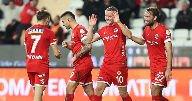 Antalyaspor, Gaziantep FK’yı tek golle geçti