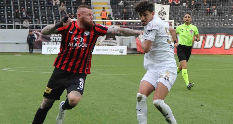 Gol düellosunda son gülen Çorumspor FK