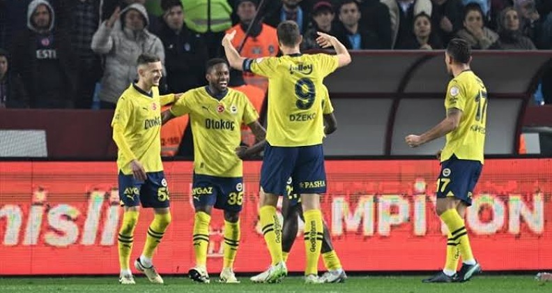Olaylı maçta kazanan Fenerbahçe