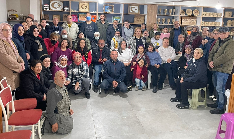 Ayvalık’tan Başkan Özlemiş’e güvenoyu