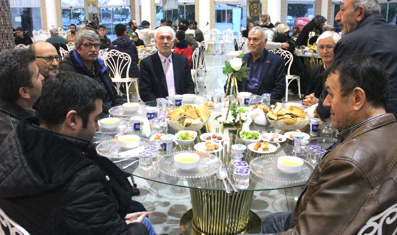 Birlik Vakfı’ndan ‘Ümmet ve kardeşlik’ iftarı