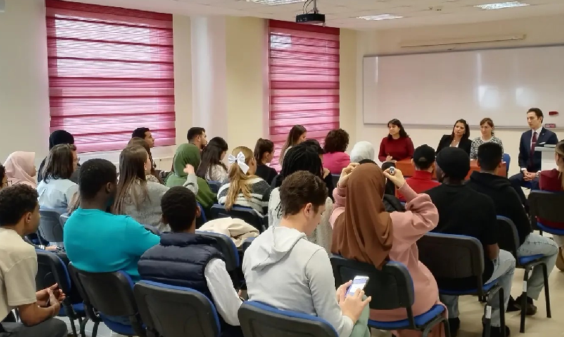 YTB temsilcilerinden ESOGÜ TÖMER’e ziyaret