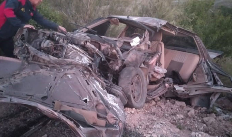 Diyarbakır’da otomobil ile pikap çarpıştı: 1 ağır yaralı