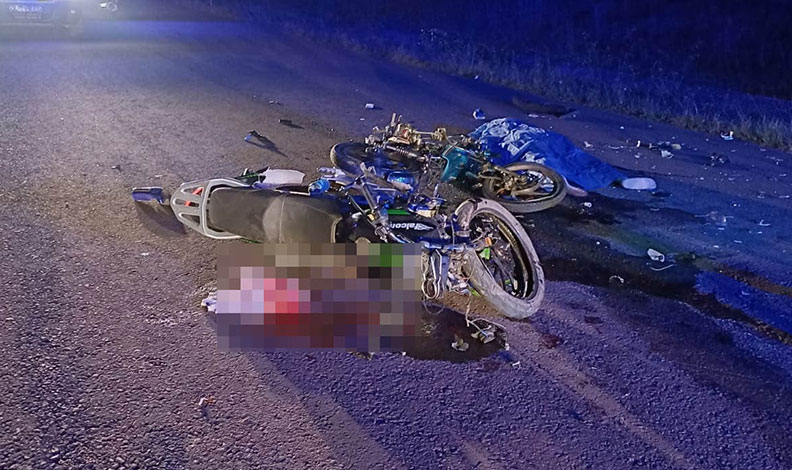 2 motosiklet kafa kafaya çarpıştı: 1 ölü, 3 yaralı