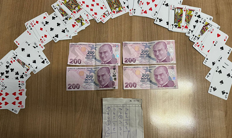 İş yerinde kumar oynayanlara baskın
