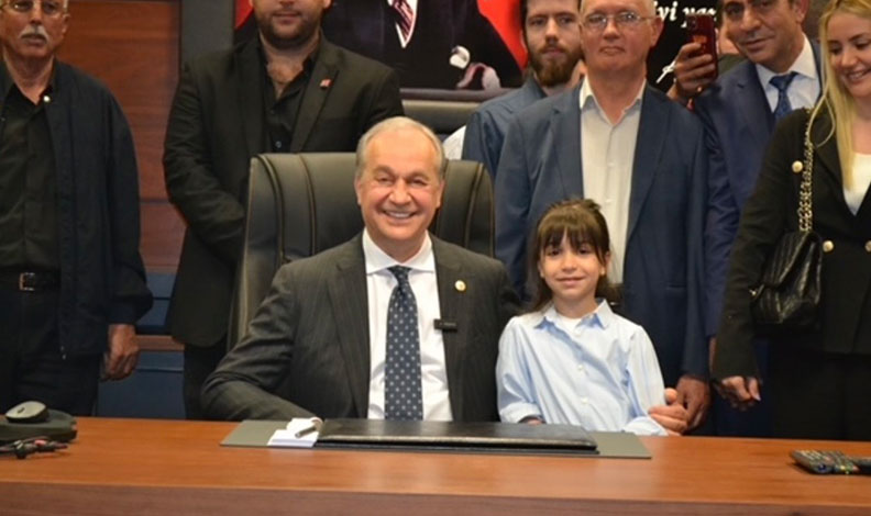 Şükrü Erdem mazbatasını aldı