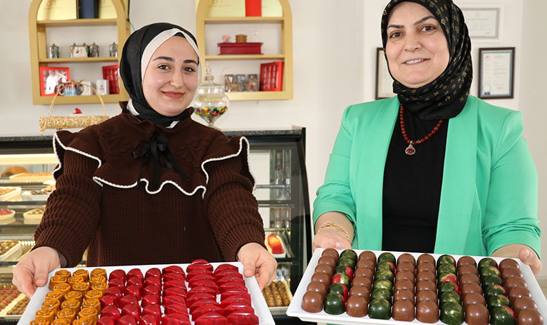 Eşi seviyor diye atölye kurdu