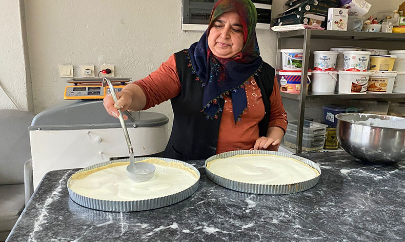 Geleneksel bayram lezzeti yoğurtlu kömbe