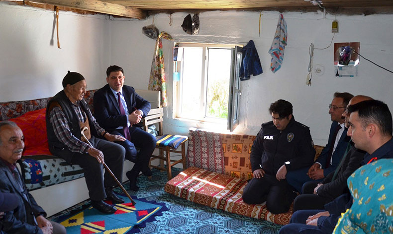 “Şehit aileleri devletin mukaddes emanetleridir”